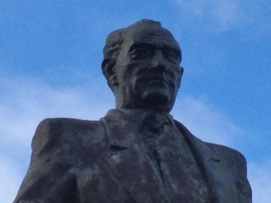 Statue at Ataturk Channel Memorial